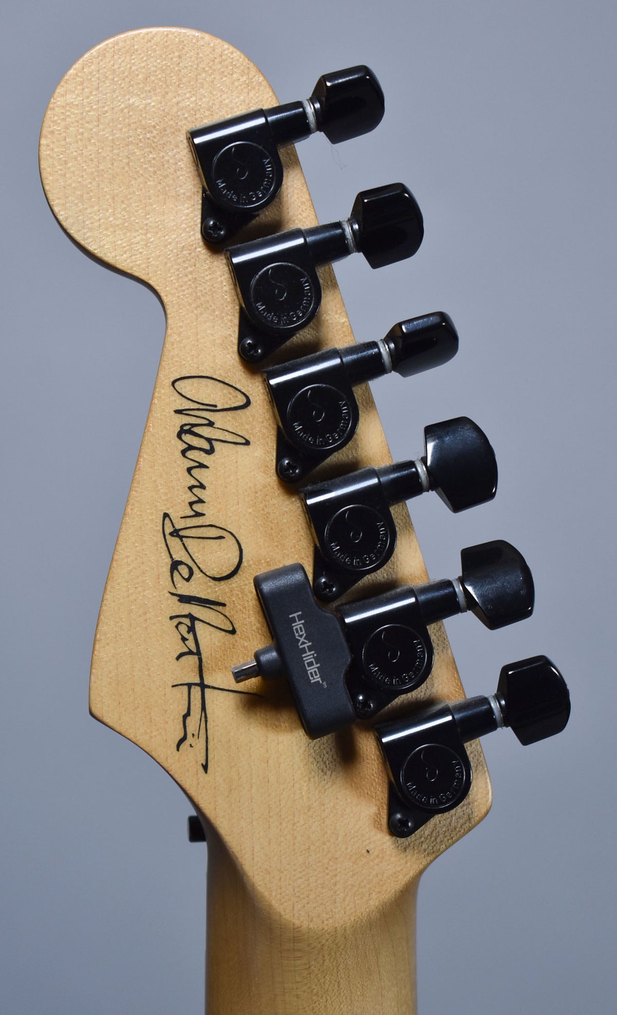 Charvel Warren DeMartini USA Signature San Dimas Blood And Skull w/OHSC