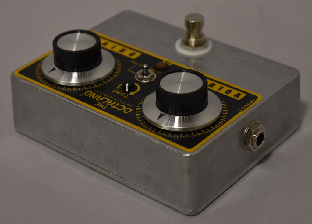 Kingtone Guitar The Octaland Effect Pedal w/Box