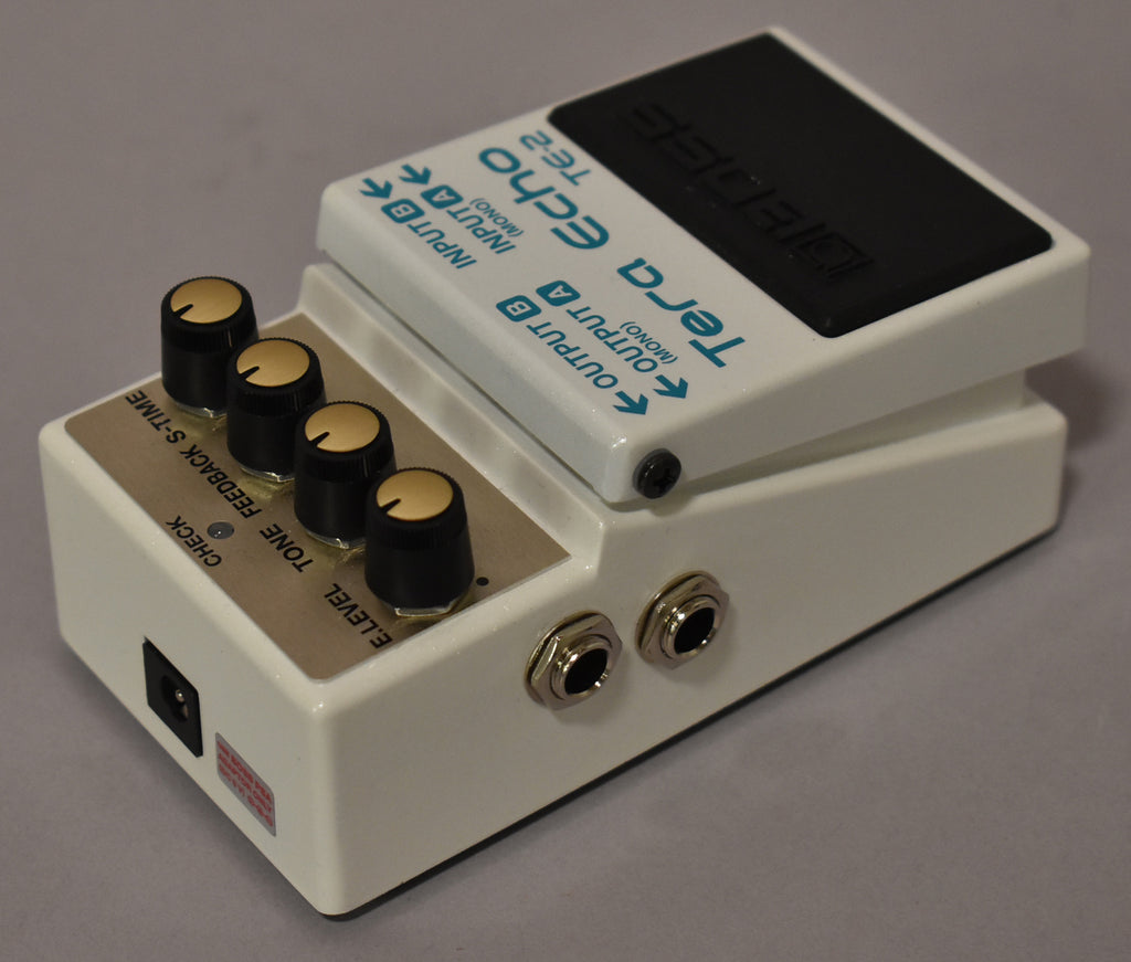 Boss TE-2 Tera Echo Delay Effect Pedal w/Box