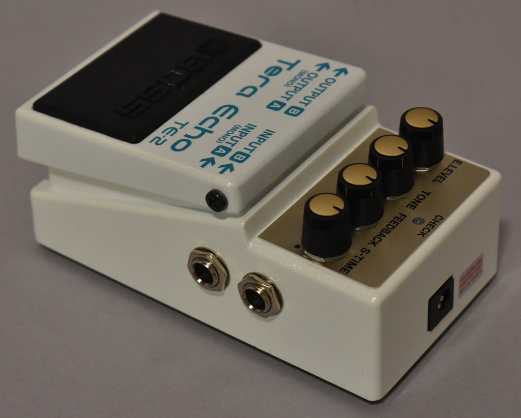 Boss TE-2 Tera Echo Delay Effect Pedal w/Box