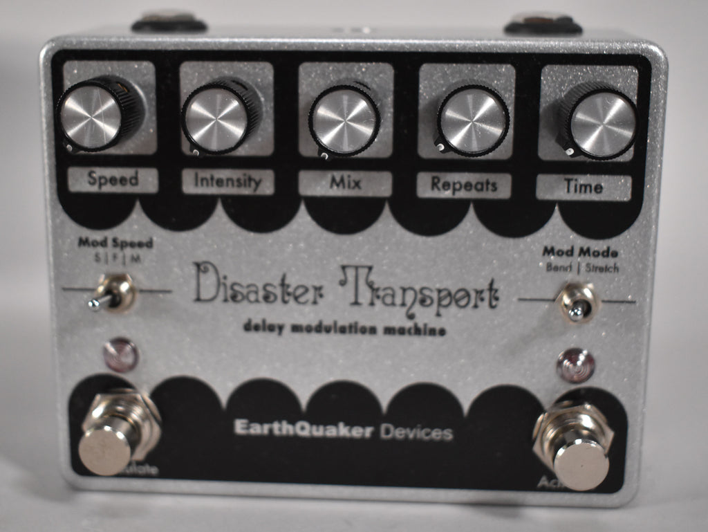 Earthquaker Devices Disaster Transport Delay Pedal w/Box