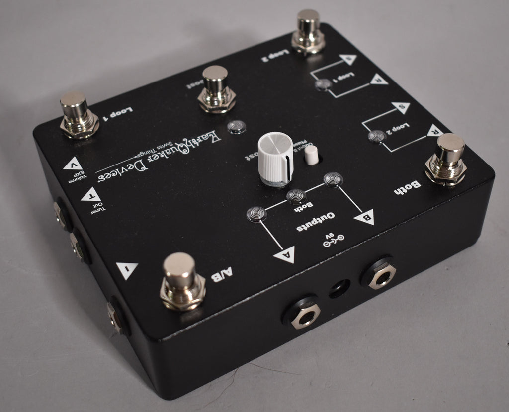Earthquaker Devices Swiss Things Pedalboard Reconciler