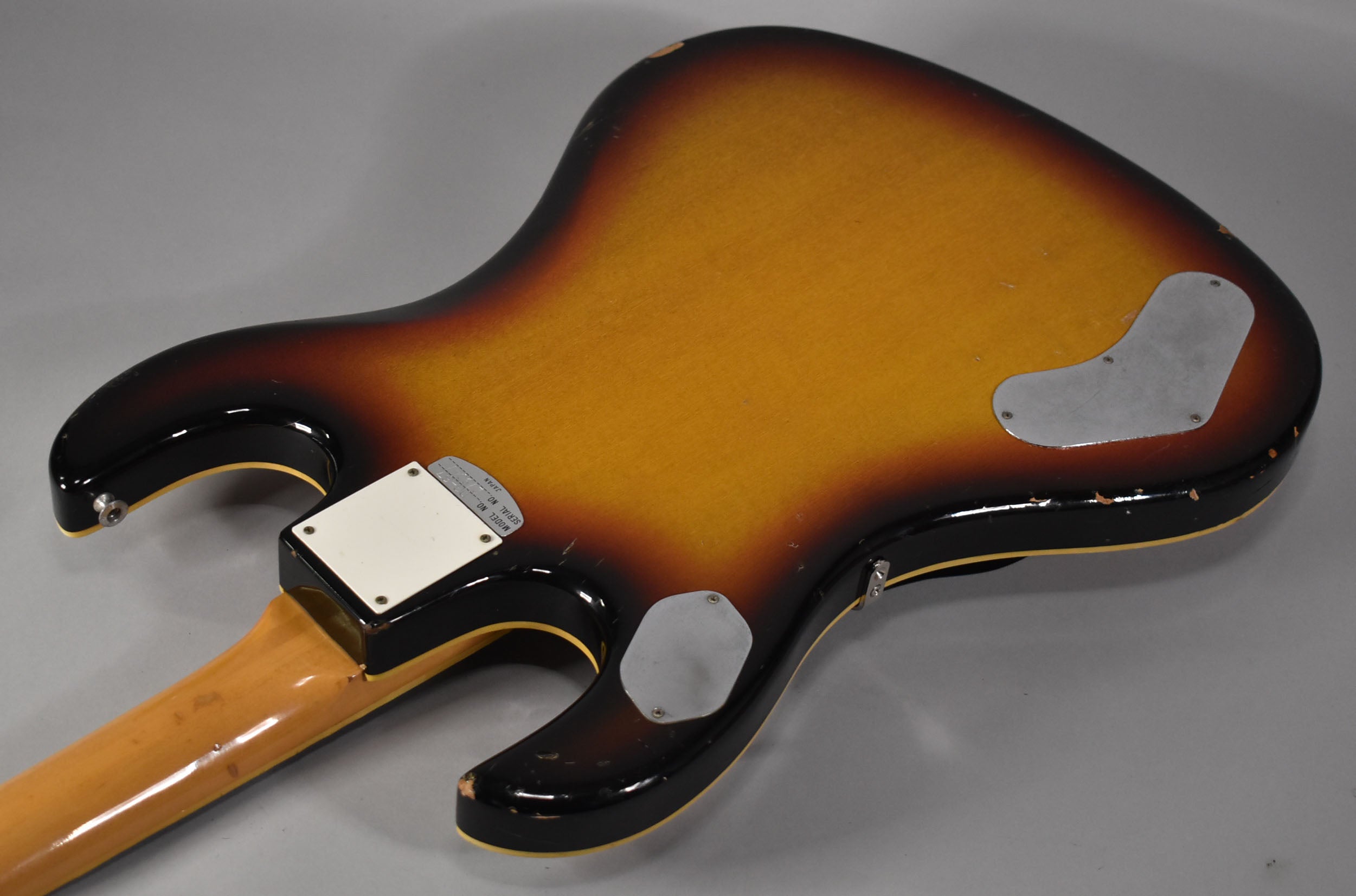c. 1960s Teisco DG-67 Deluxe | 3-Color Sunburst Finish – Imperial