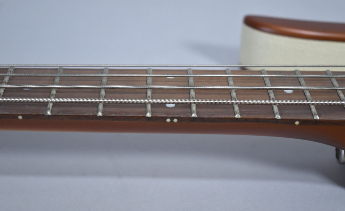 Danelectro Longhorn Short Scale Bass Copperburst w/Gig Bag