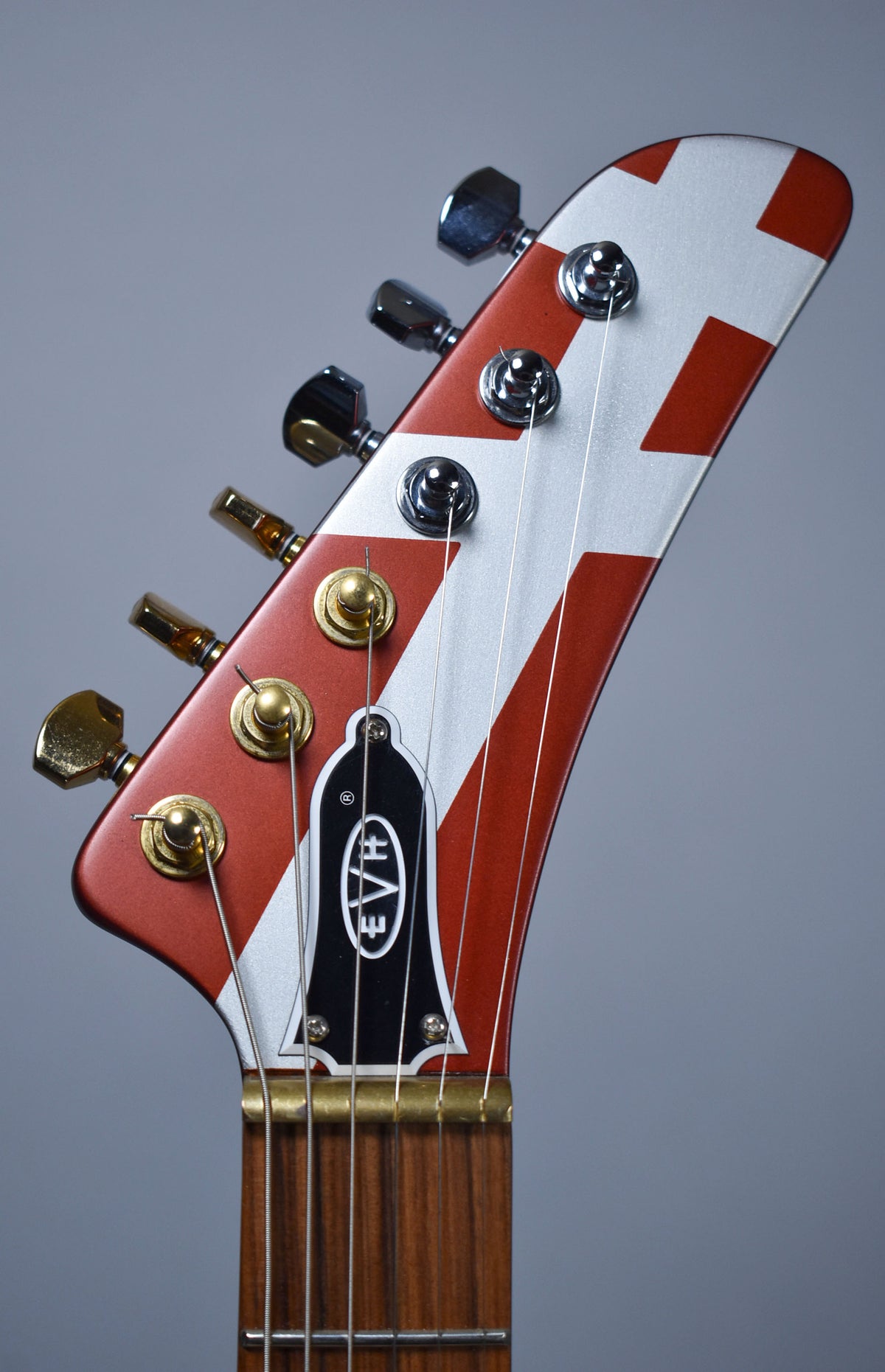 2022 EVH Striped Series Shark Burgundy/Silver Stripes w/OSSC