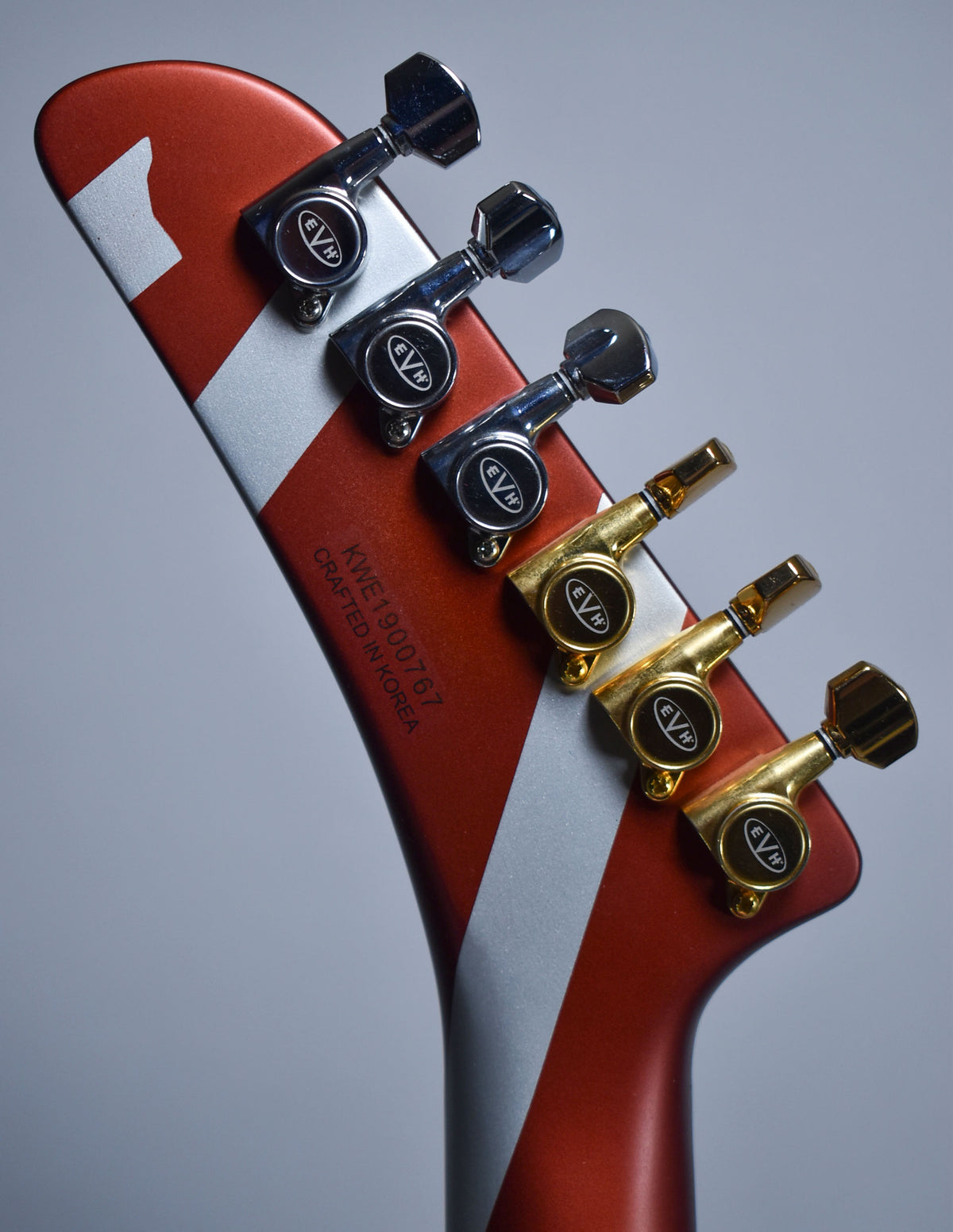2022 EVH Striped Series Shark Burgundy/Silver Stripes w/OSSC