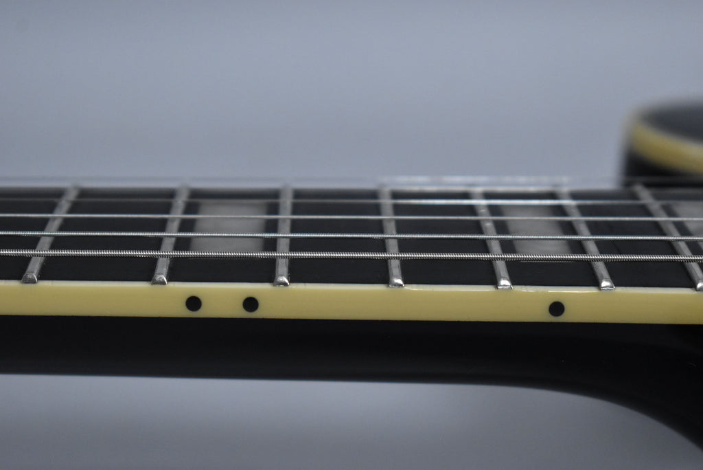 Epiphone ES-335 Semi-Hollowbody Ebony w/OSSC