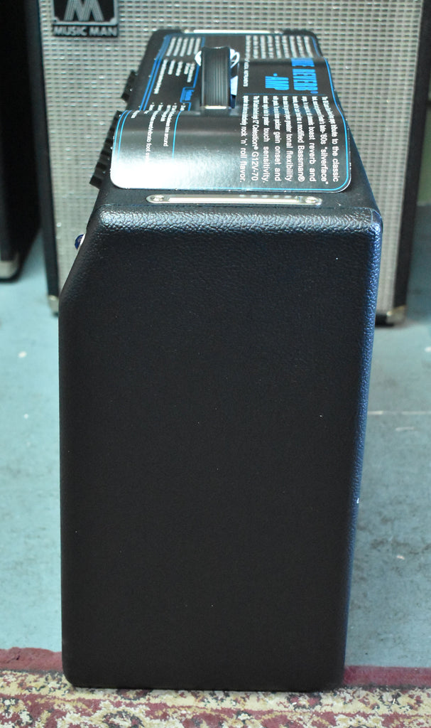 Fender-_68-Custom-Deluxe-Reverb-1x12_-Combo-Amplifier-Sell-Your-Guitar-Vintage-Guitar-Store