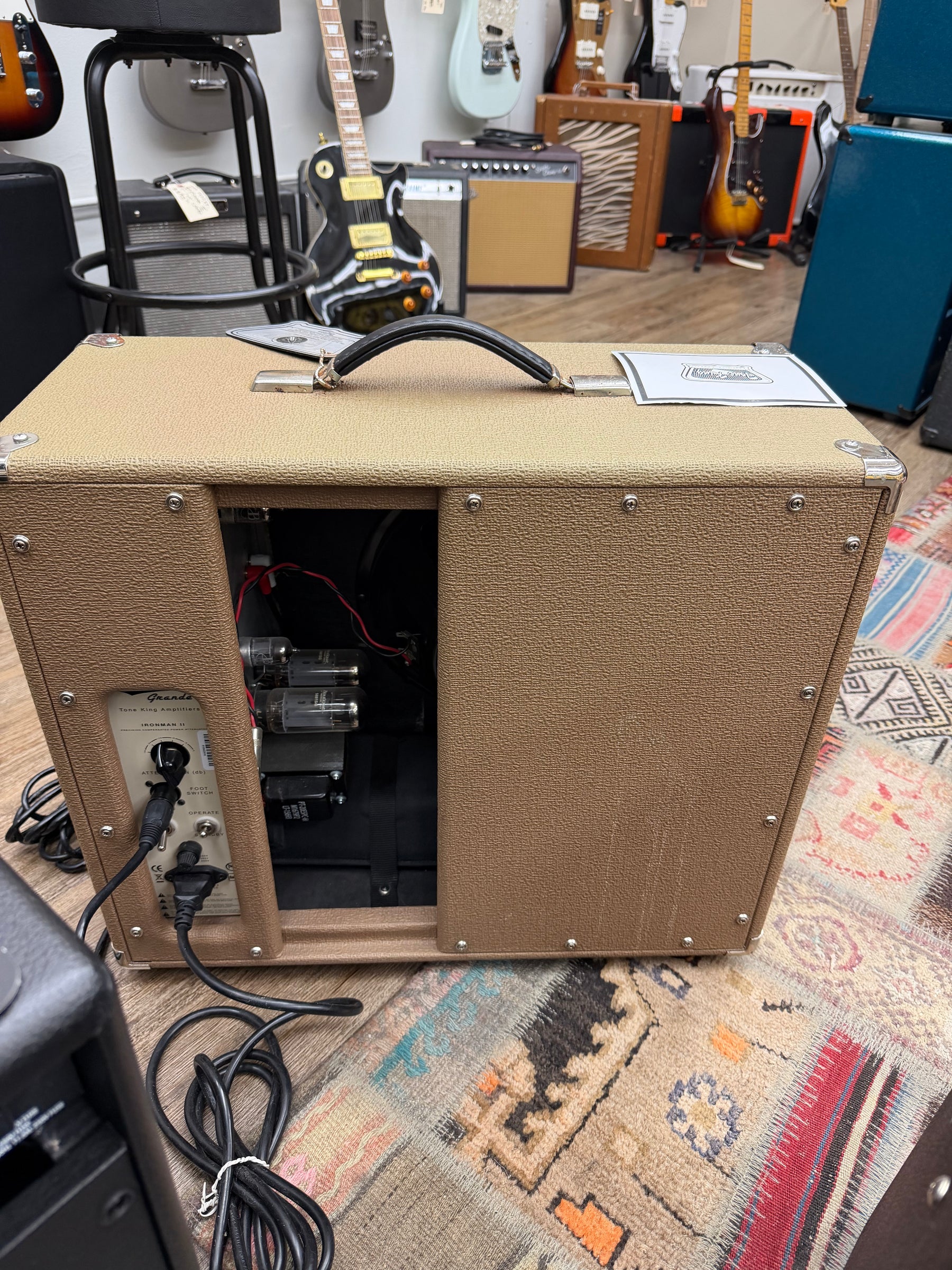 Tone King Falcon Grande Brown/Beige 20-Watt 1x12" Combo w/ Footswitch