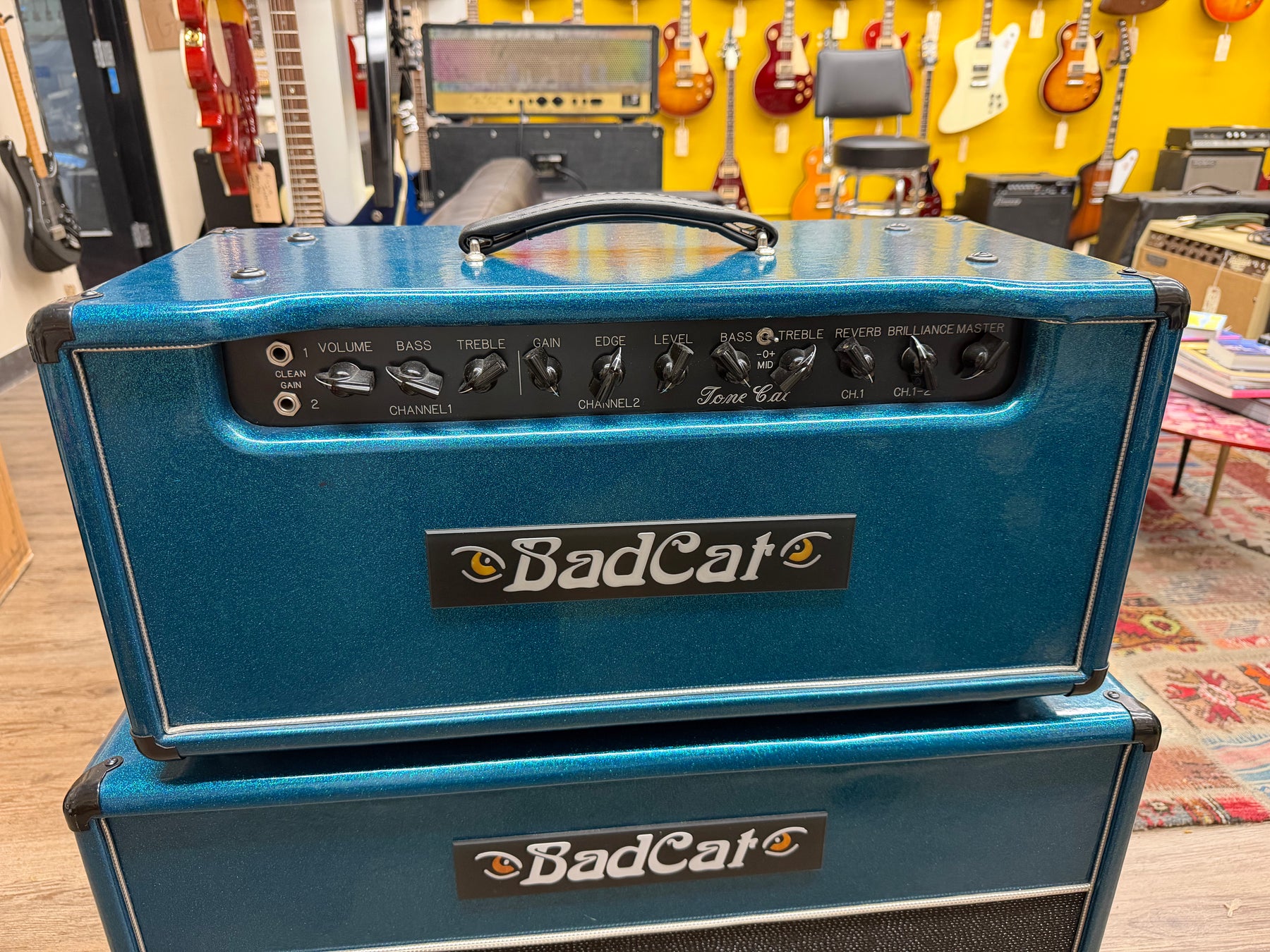 Bad Cat ToneCat HD + 5212 Cab Sparkle Blue Tolex