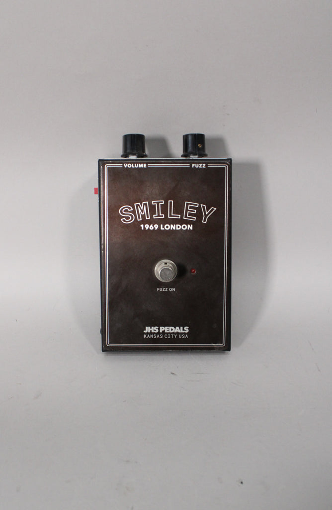 JHS-Pedals-Smiley-1969-London-Fuzz-1