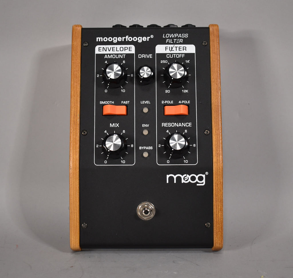 Moog-Moogerfooger-Imperial-Vintage-Guitars-Sell