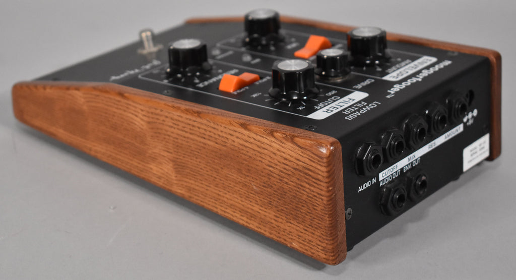 Moog MF-101 Moogerfooger Low Pass Filter