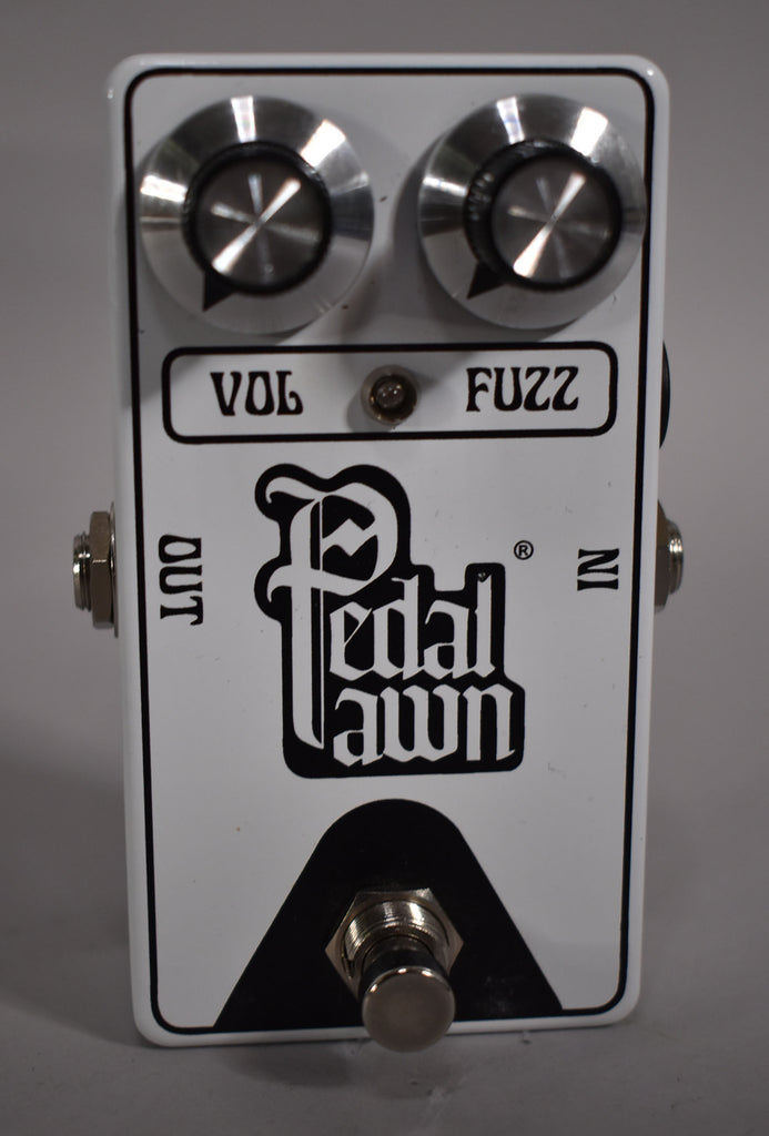 Pedal Pawn Fuzz Pedal White