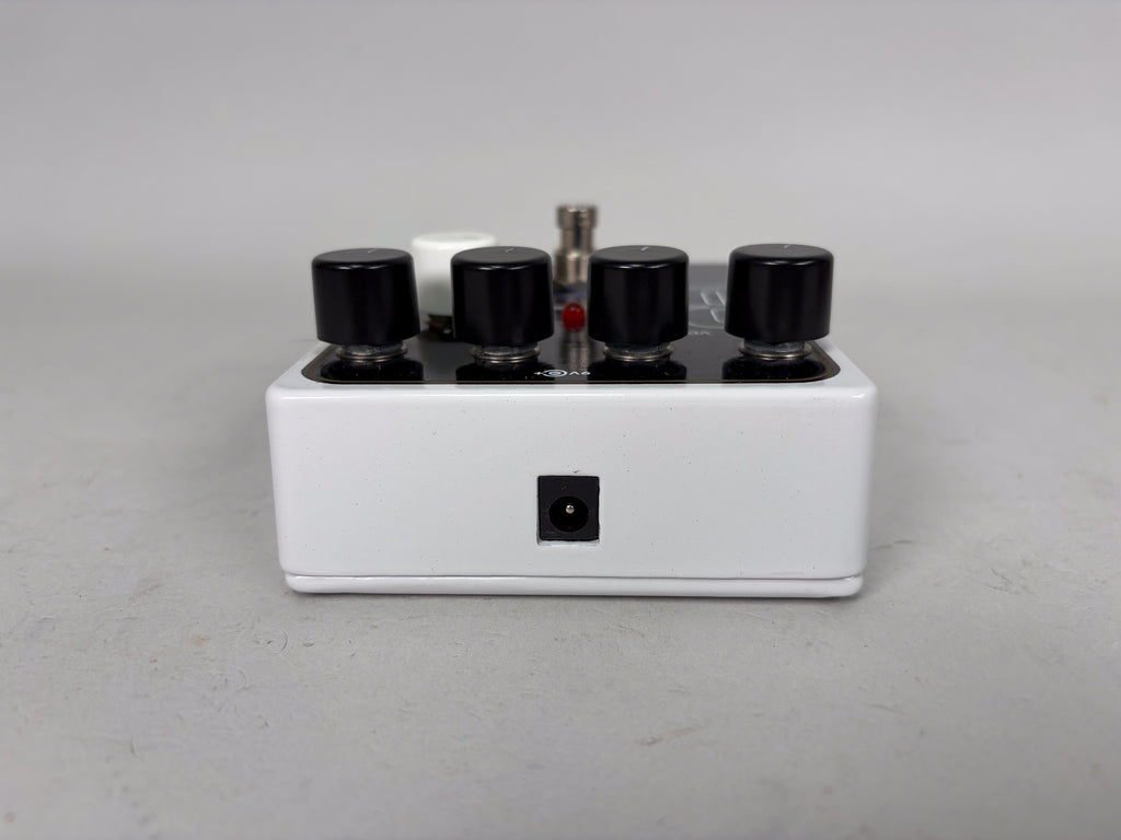 Electro-Harmonix B9 Organ Machine Guitar Effects Pedal