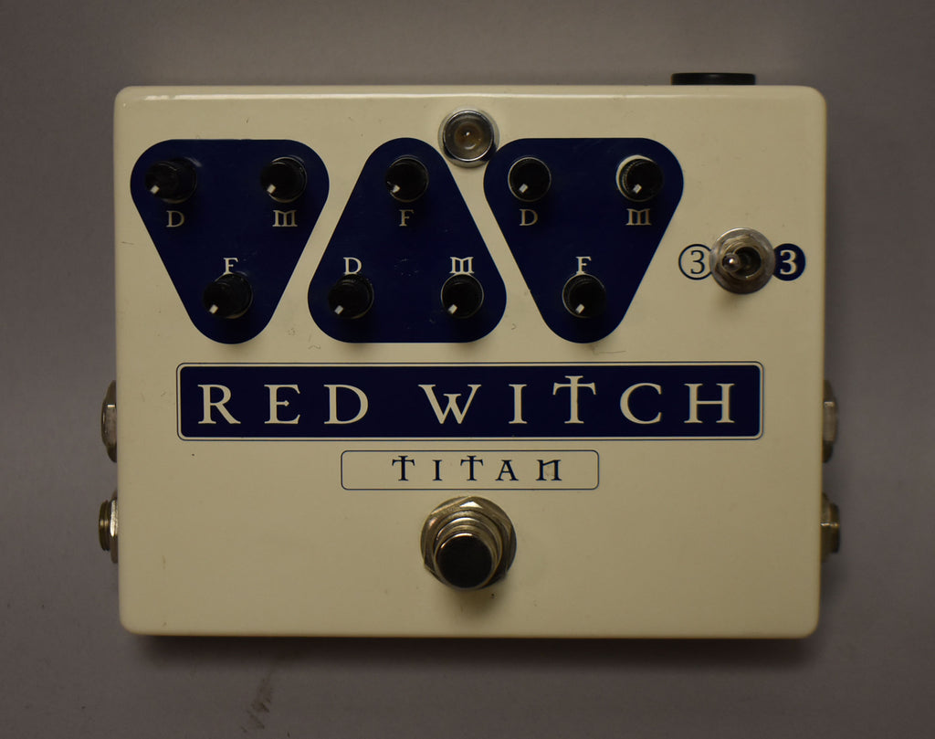 Red-Witch-Titan-Delay-Pedal-Imperial-Vintage-Guitars-Sell