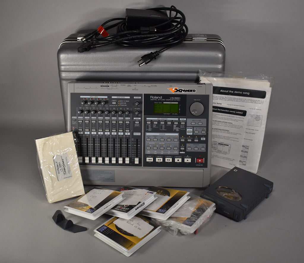 Roland-VS-880-Digital-Workstation-Studio-Imperial-Vintage-Guitars-Sell
