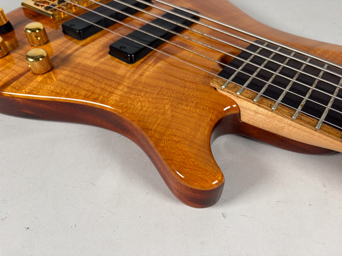 Roscoe SKB 6-String Bass Natural Finish w/OSSC