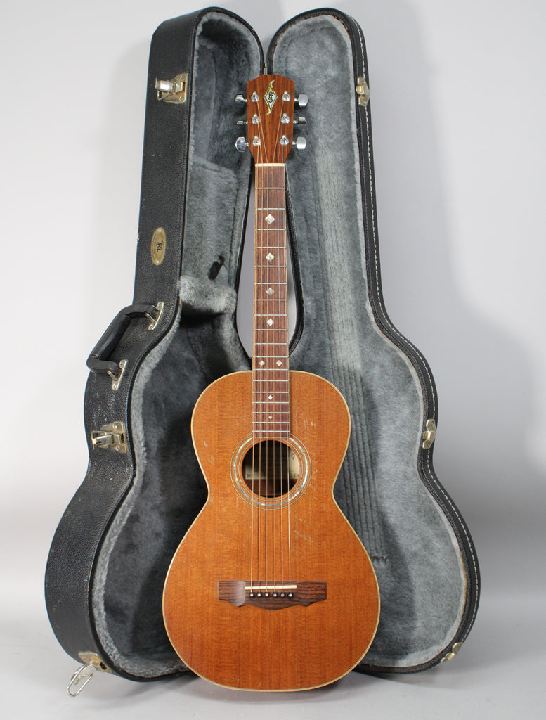 Sierra-Strings-Glen-Dunney-Parlor-Acoustic-1