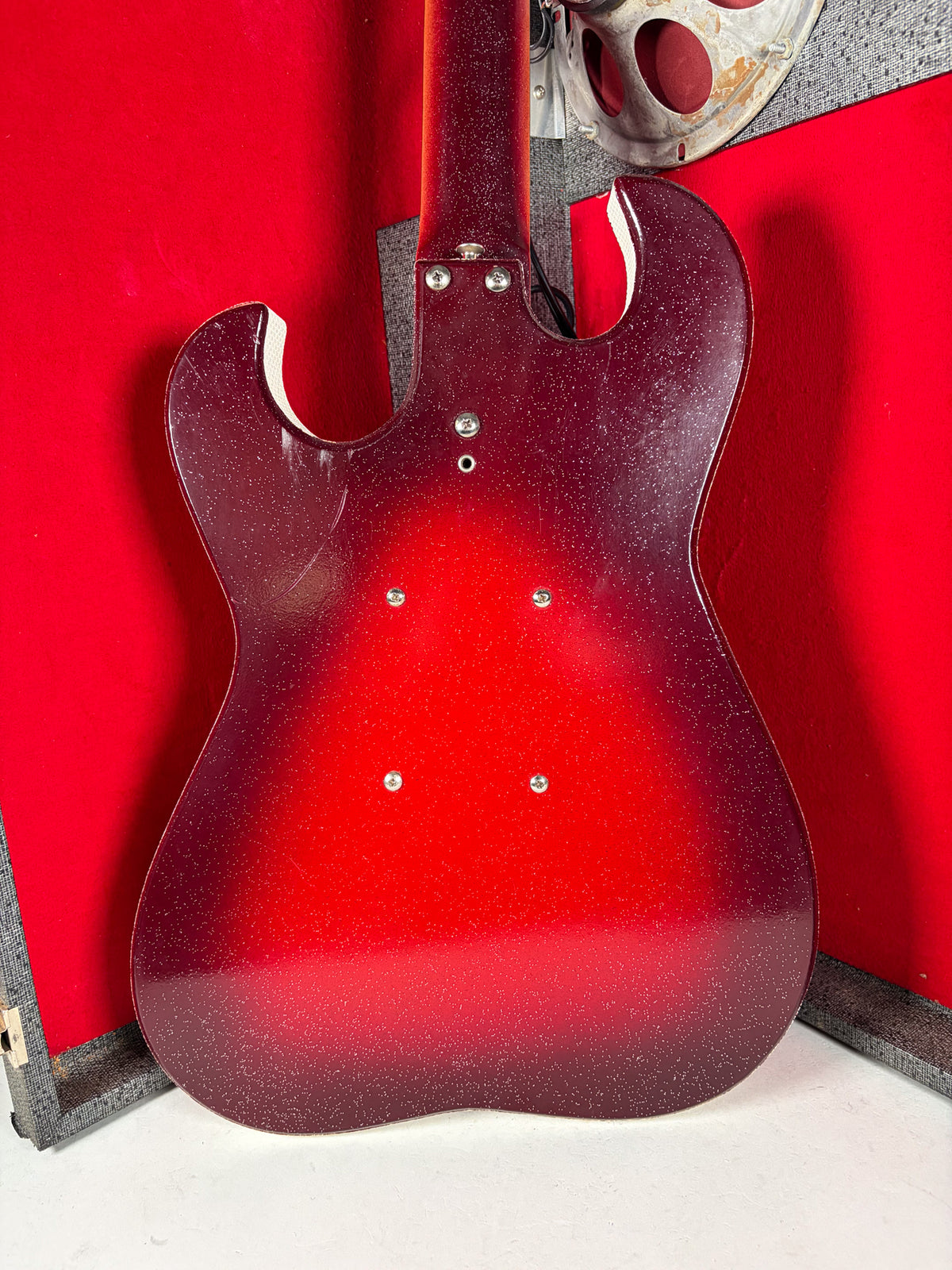 Circa 1960 's Silvertone Model 1457 Guitar And Amplifier "Amp In Case" Red Sparkle