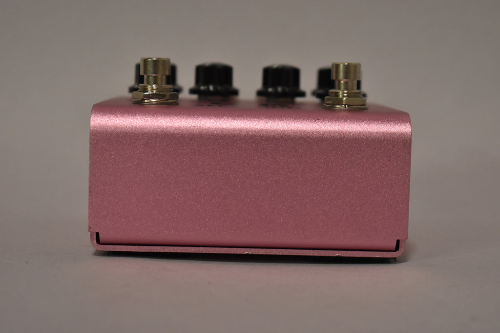 Strymon DIG Dual Digital Delay V2 - Pink