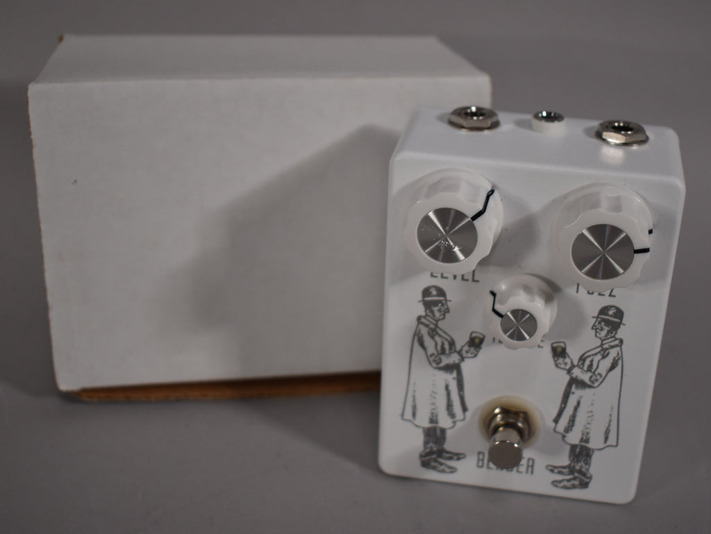 TomkatBenderFuzzPedal_0688