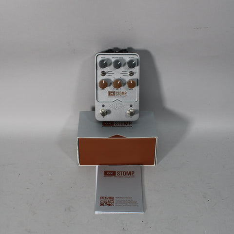 Universal-Audio-OX-Stomp-1