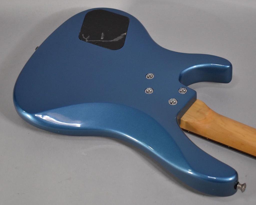 Washburn XB-200 Bantam Bass In Pearl Blue