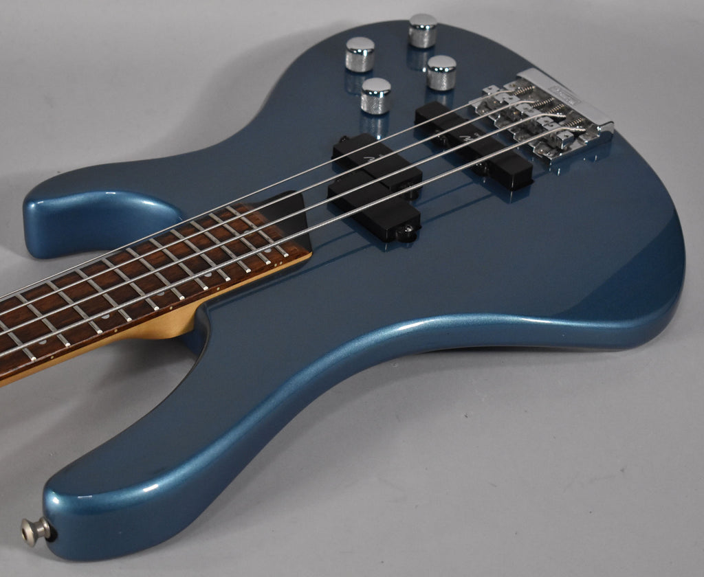 Washburn XB-200 Bantam Bass In Pearl Blue