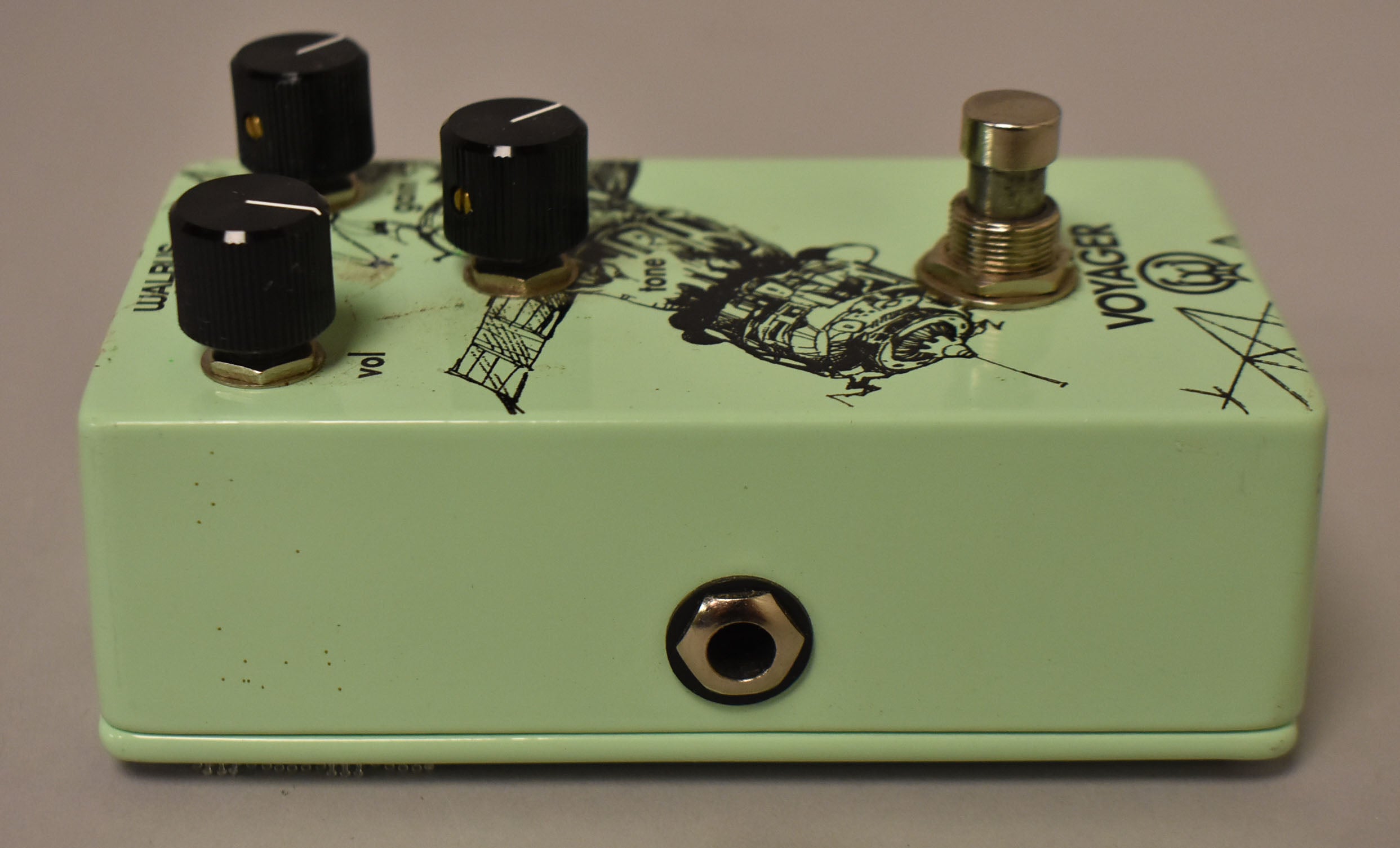 Walrus Audio Voyager Preamp/Overdrive Effect Pedal Green w/Box