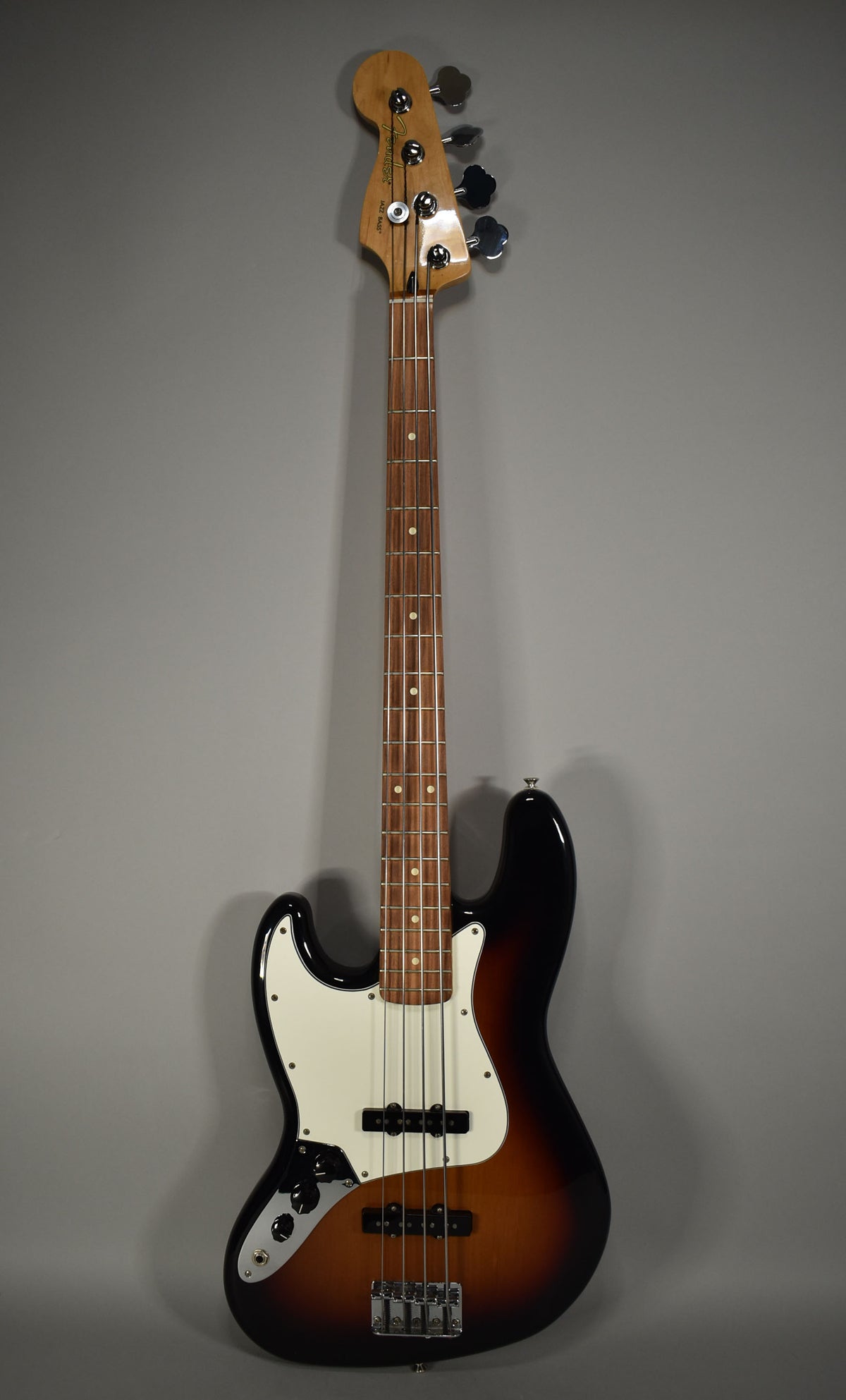 2023 Fender Player Series Jazz Bass Left-Handed | 3-Tone Sunburst Fini ...