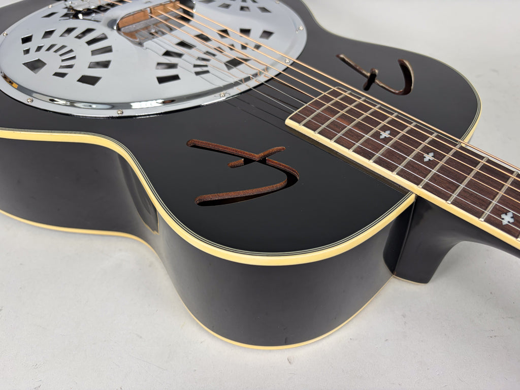 Fender FR-50 Round Neck Resonator Acoustic Guitar w/HSC