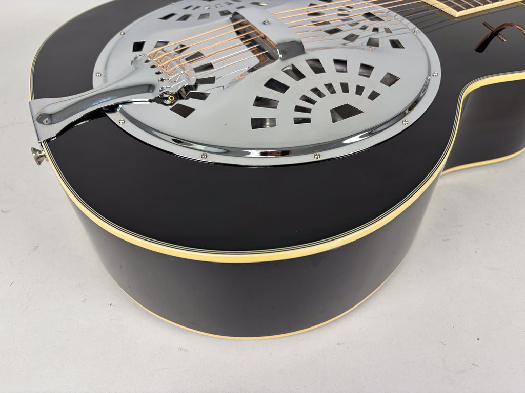 Fender FR-50 Round Neck Resonator Acoustic Guitar w/HSC