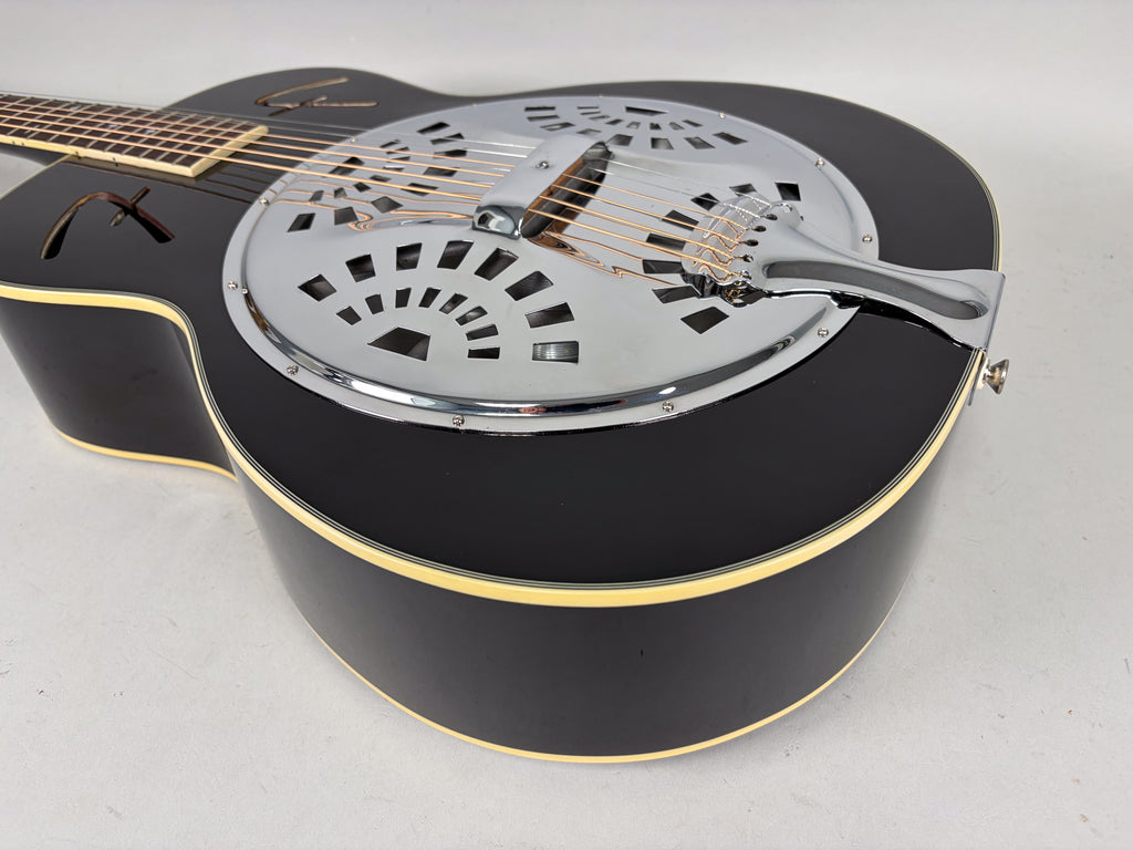 Fender FR-50 Round Neck Resonator Acoustic Guitar w/HSC