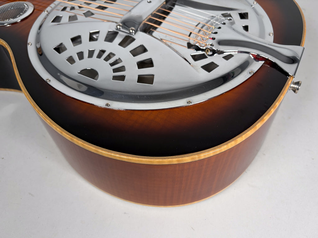 Gold Tone Paul Beard Deluxe Roundneck Resonator Sunburst Finish w/OHSC