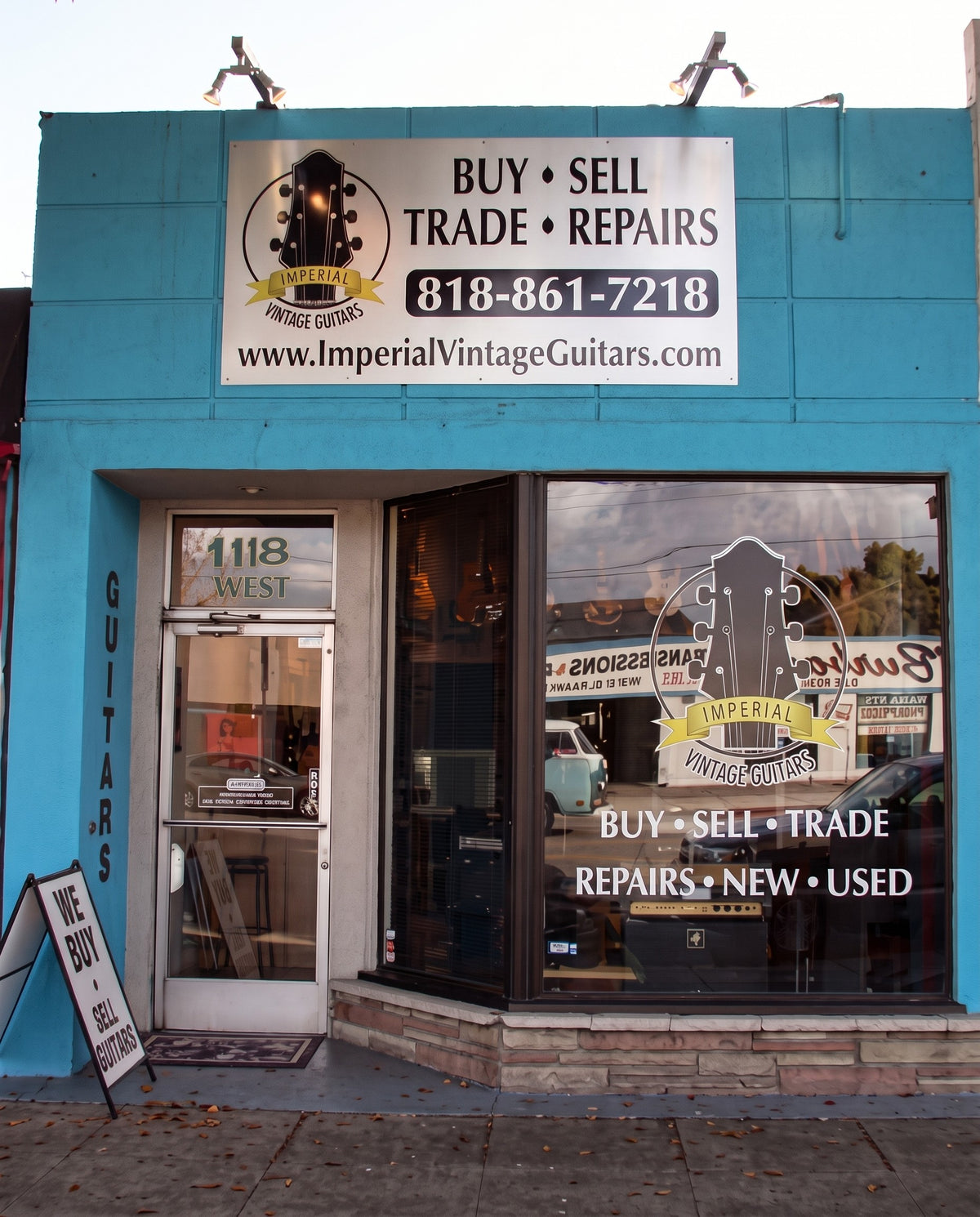 Imperial Vintage Guitars storefront in Burbank