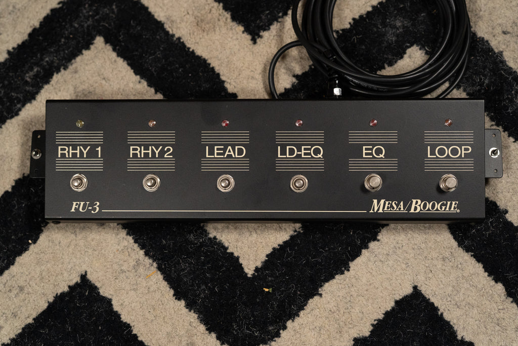 Mesa Boogie Mark IV B Short Chassis Wood Wicker Imbuia w/Two 1x12" Thiele Cabs Roadcases
