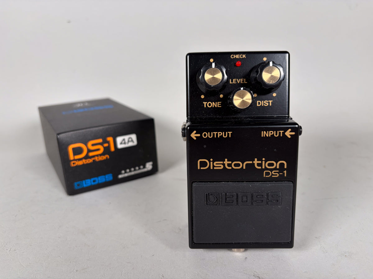 Boss DS-1  Distortion 40th Anniversary MIJ Effect Pedal w/Box