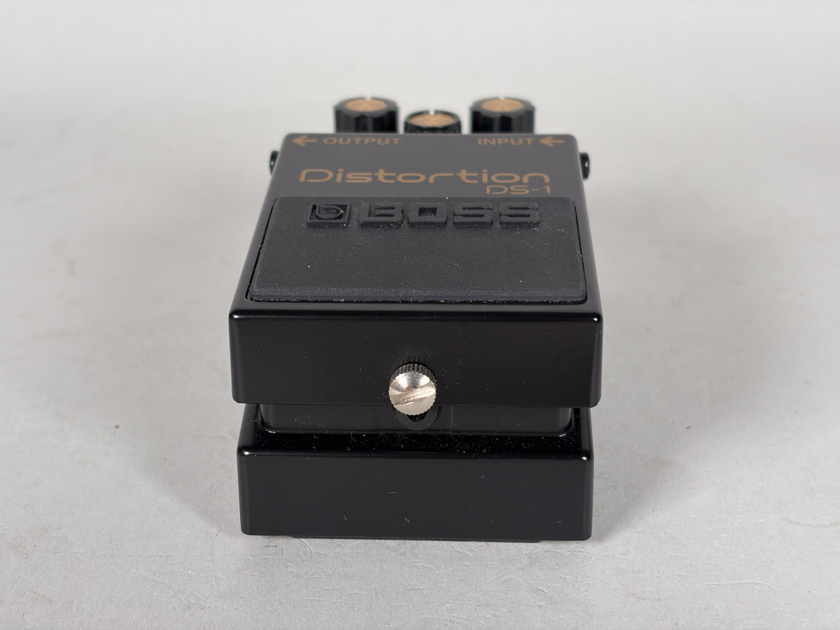 Boss DS-1  Distortion 40th Anniversary MIJ Effect Pedal w/Box