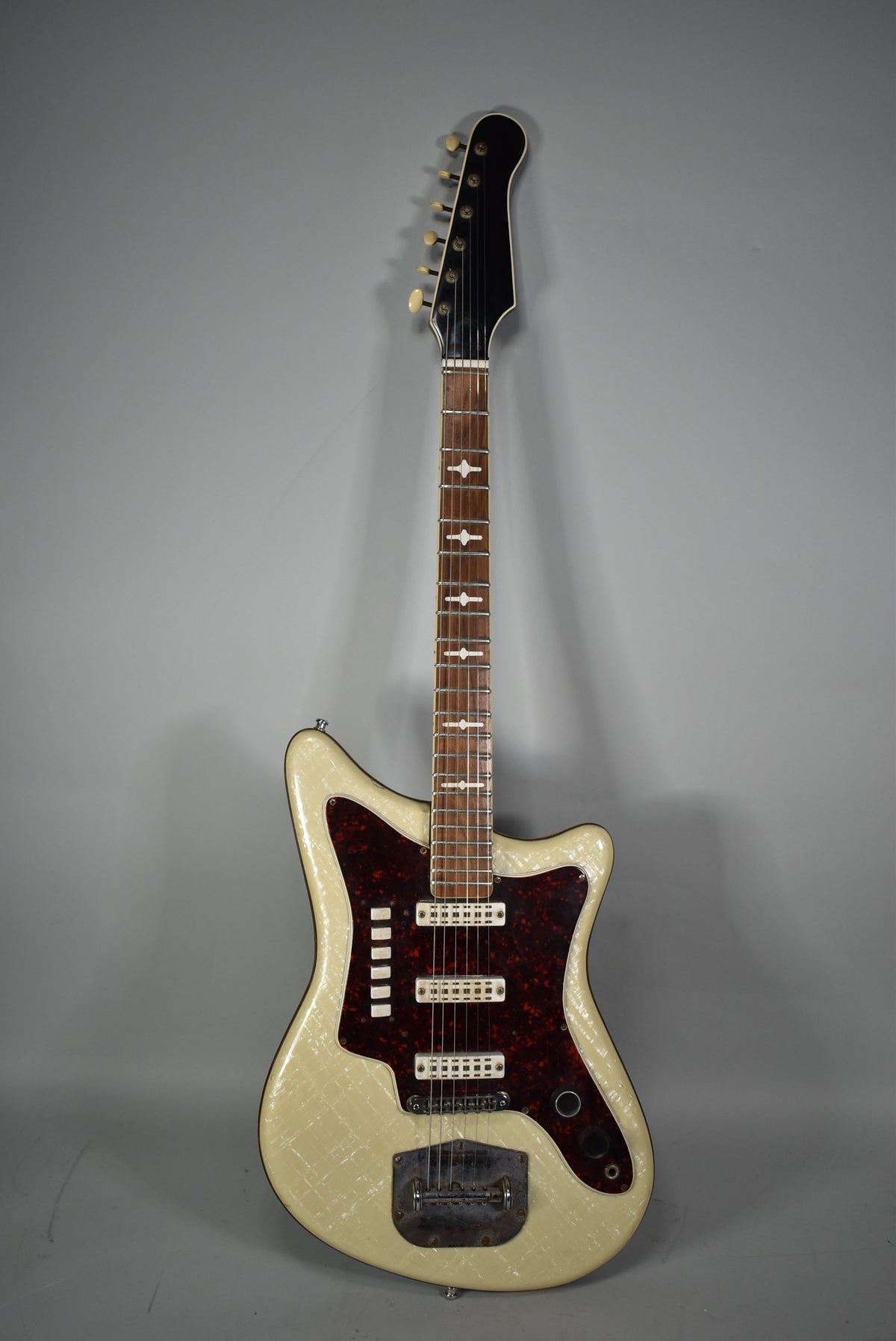 1960s Eko Model 500/3 Pearl Finish Electric Guitar – Imperial