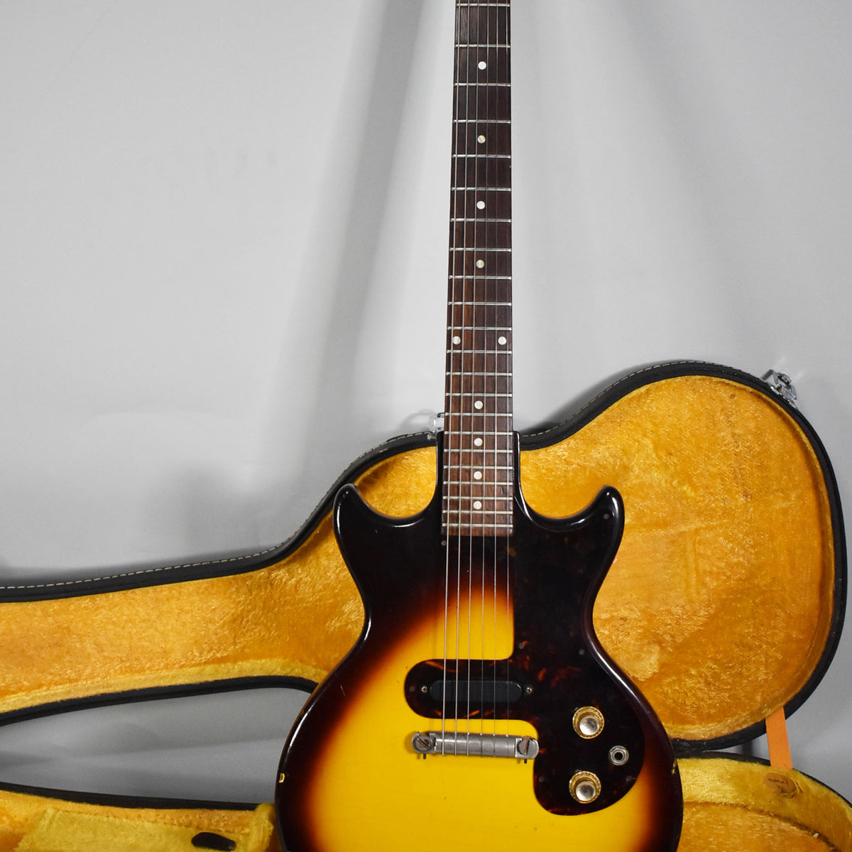 1963EpiphoneOlympicSunburst1_1