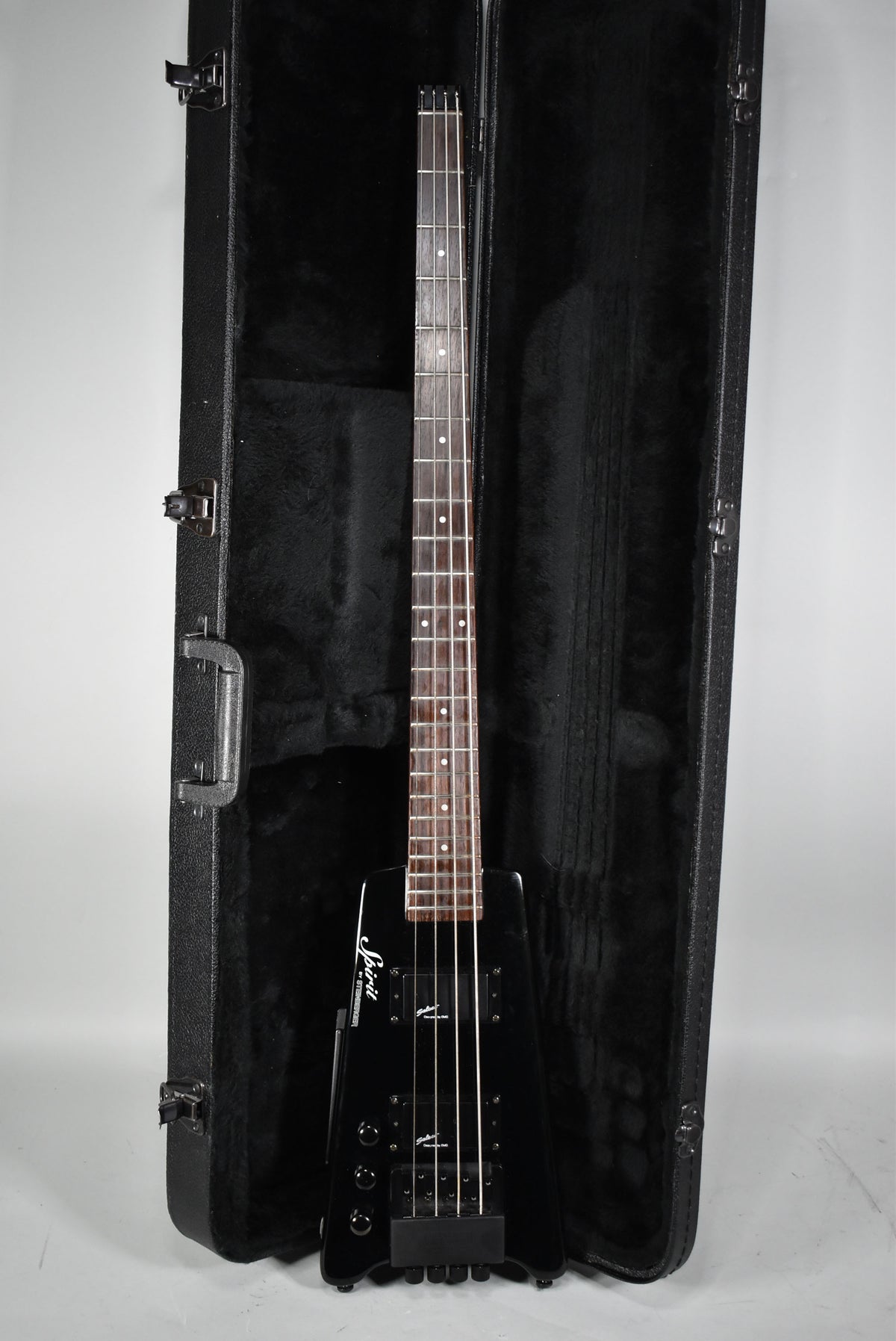 1980s_Steinberger_Spirit_Lefty