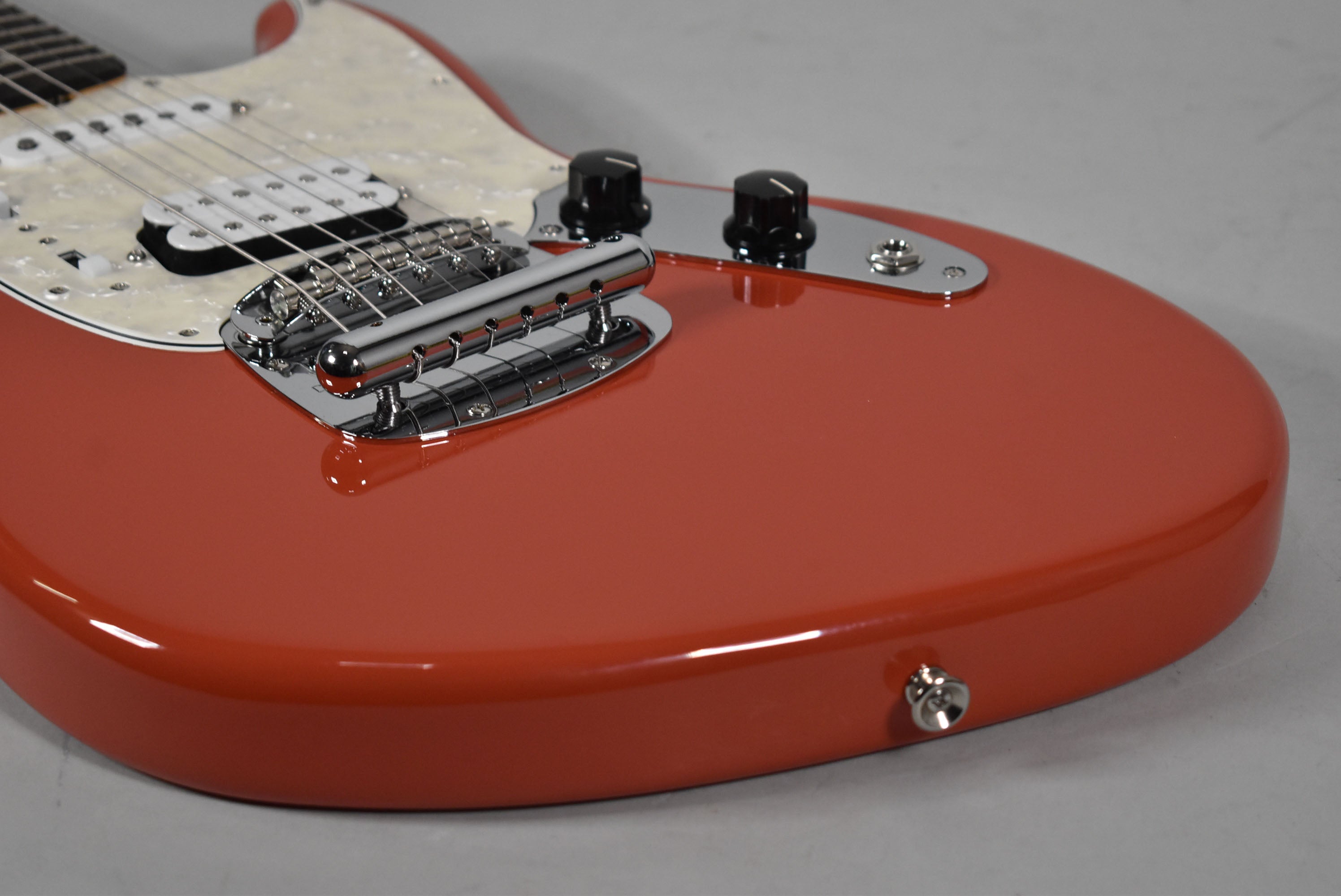 2021 Fender Kurt Cobain Jag-Stang Dakota Red Finish Electric