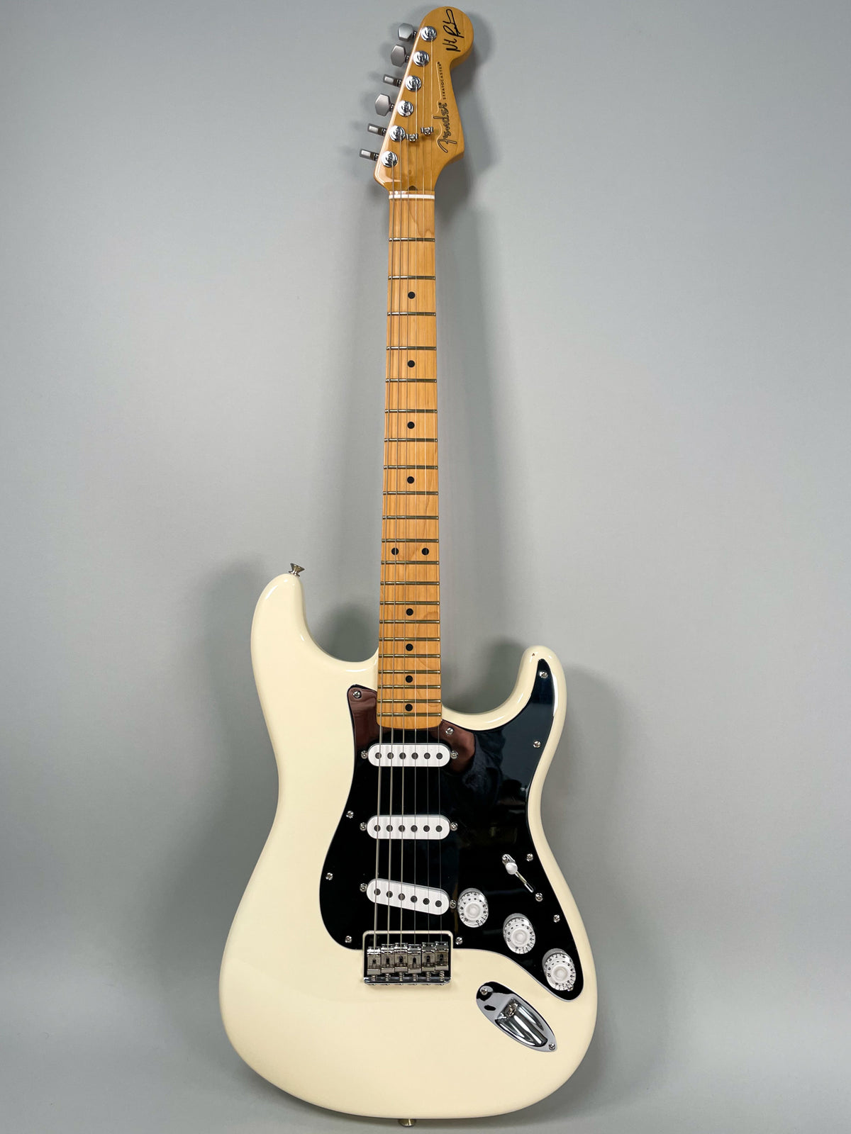 2022 Fender Nile Rodgers Hitmaker Stratocaster Olympic White w/Gig