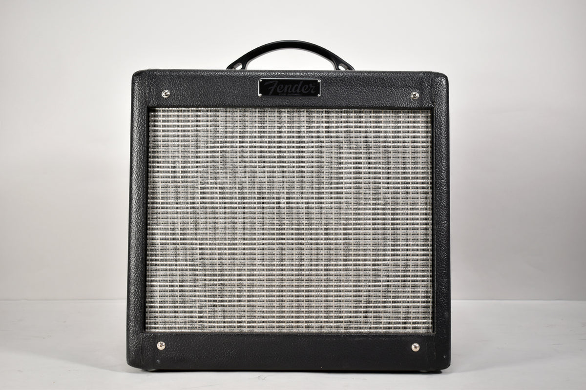 2015 Fender Pro Junior III 15-Watt 1x10